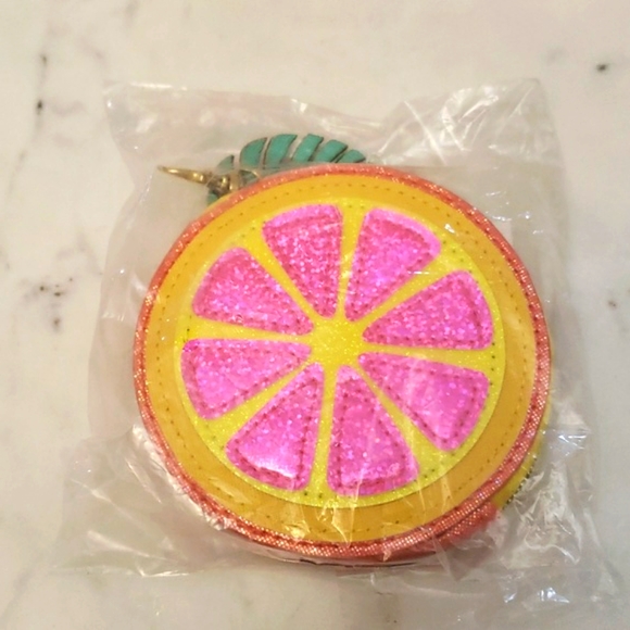 Bundle - Toucan Luggage Tag, Toucan Makeup Bag, and Grapefruit Coin Purse - Picture 5 of 5